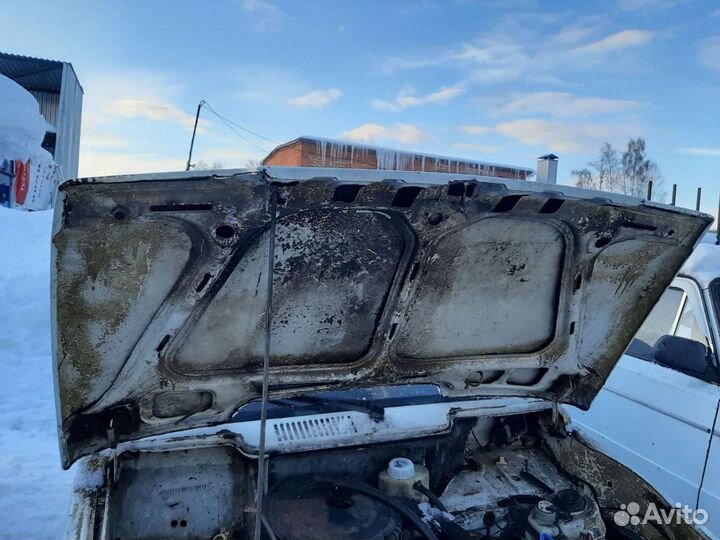 Капот Ока цвет белый