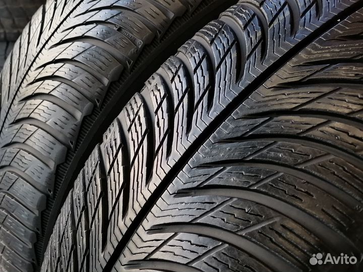 Michelin Pilot Alpin 5 235/50 R19