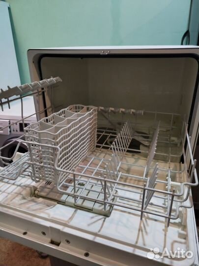 Посудомоечная машина Electrolux