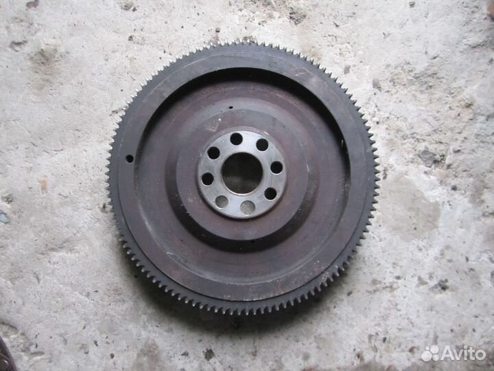 Маховик bmw 5 e34 бмв е34 МКПП двигатель 1,8л М40