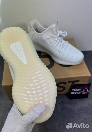 Кроссовки Adidas Yееzy Boost 350 V2 Triple White