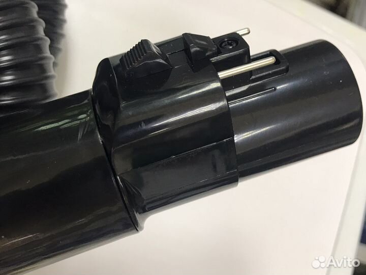 Шланг пылесоса Samsung с управлением на ручке dj97