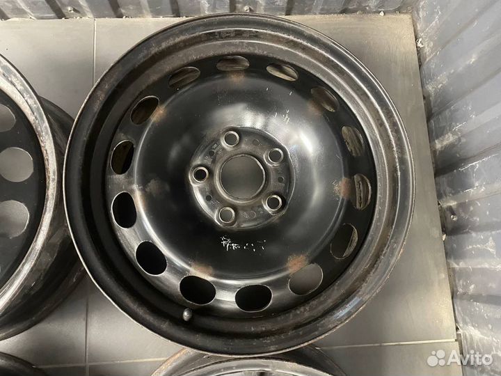 Диски штампованные на Volkswagen 5х112 R16