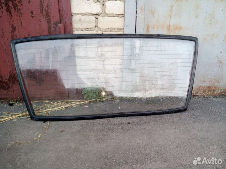 Заднее стекло ваз 21099