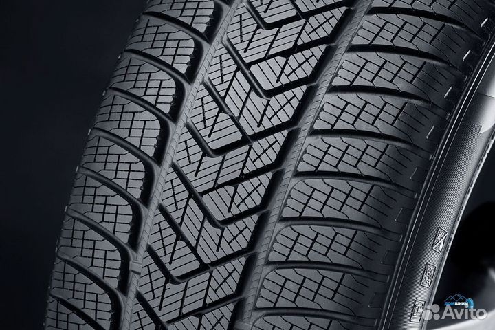 Pirelli Scorpion Winter 235/50 R18