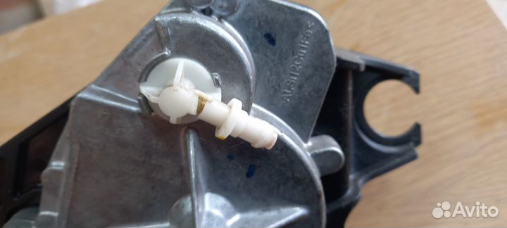 Haval F7 Моторчик стеклоочистителя с форсункой