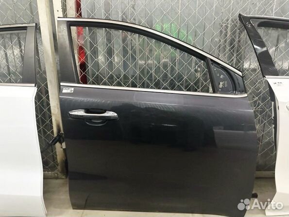 Правая передняя дверь Kia Sportage 4 QL