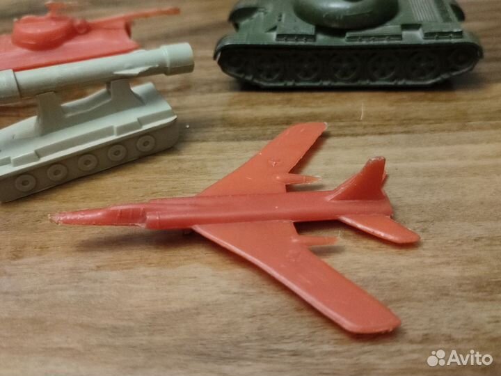 Машинки, танки игрушки СССР