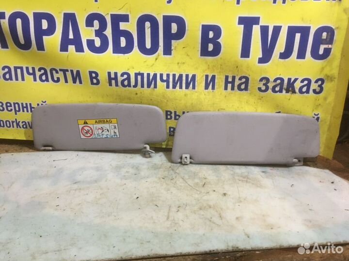 Козырек солнцезащитный левый правый комплект Datsu