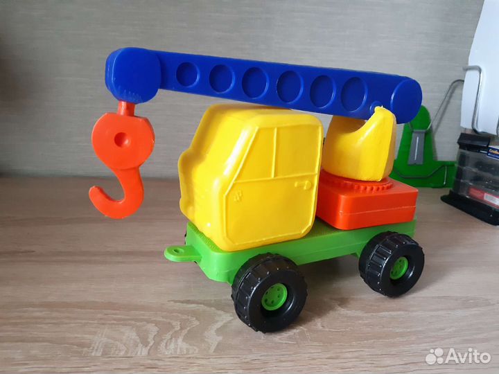 Детская машинка кран