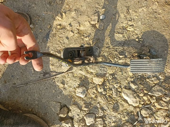 Педаль газа Kia Rio 2 jd