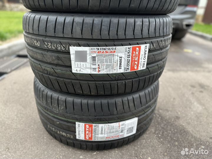 Kumho Ecsta PS71 SUV 315/35 R22