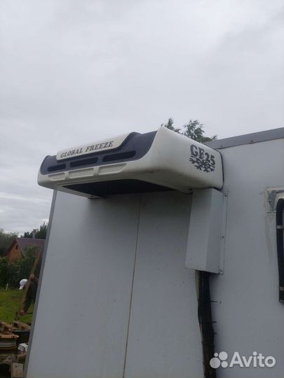 Рефрижератор global freeze GF25