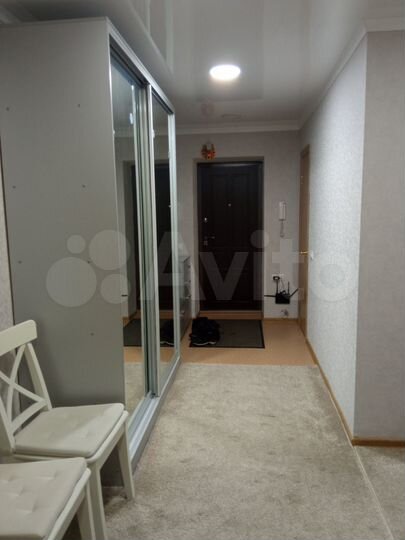 2-к. квартира, 67 м², 1/9 эт.