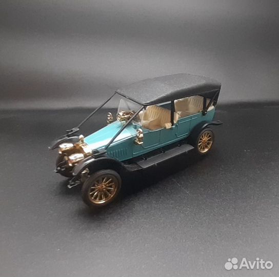 Модель Руссо Балт