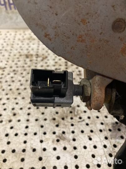 Педаль тормоза Hyundai Elantra