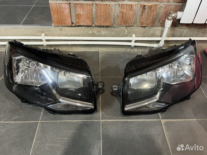 Фары Volkswagen t6