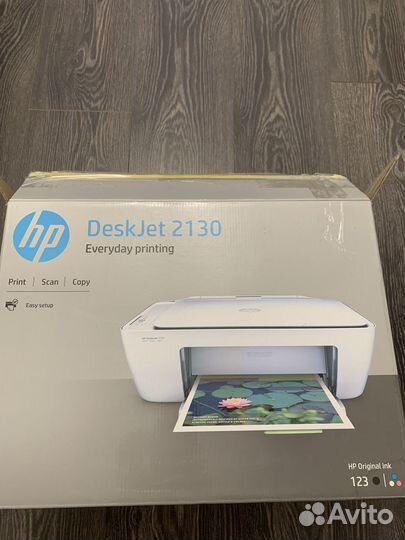 Принтер HP Deskjet 2130 струйный