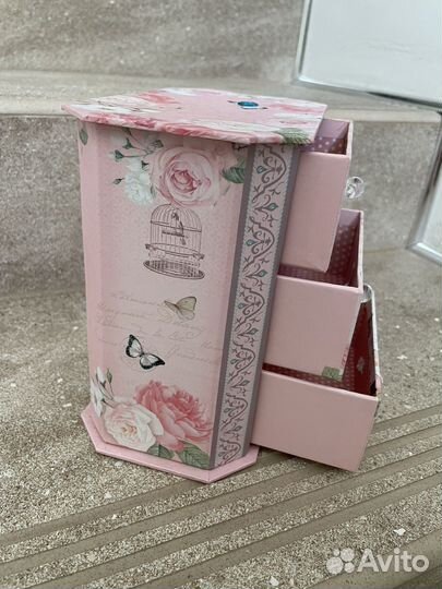 Шкатулка для украшений картон новая