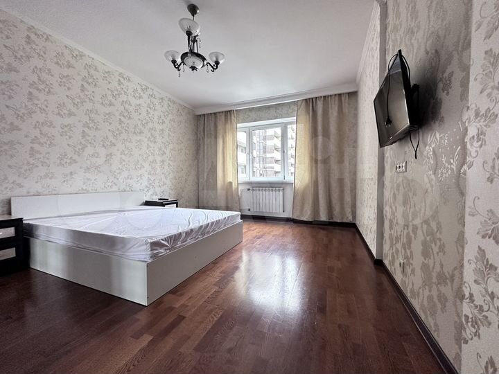 2-к. квартира, 68 м², 4/9 эт.