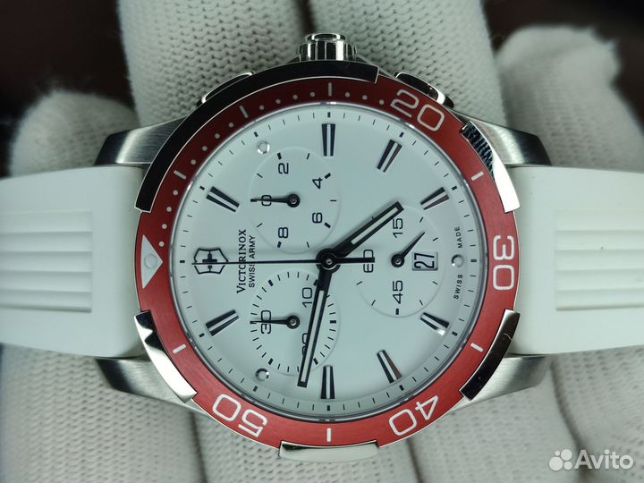 Victorinox Swiss Army 241504 Alliance White Chrono