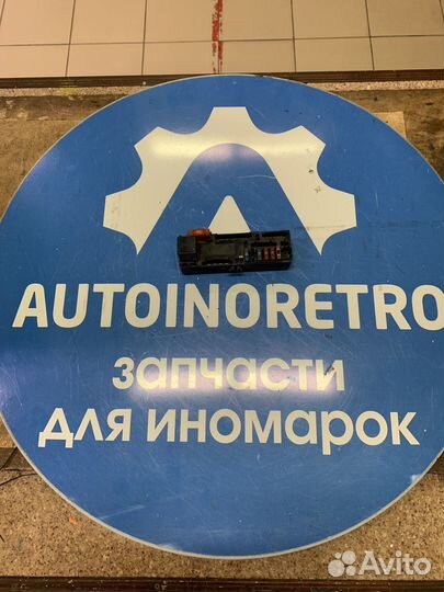 Блок предохранителей Mercedes A0005400072