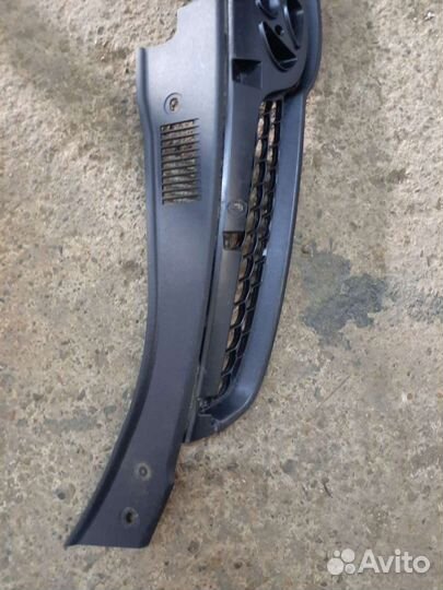 Hyundai i30 решетка верхняя