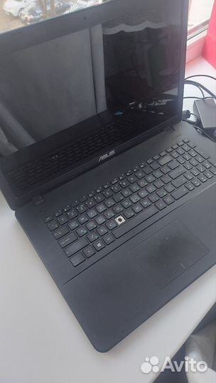 Ноутбук Asus