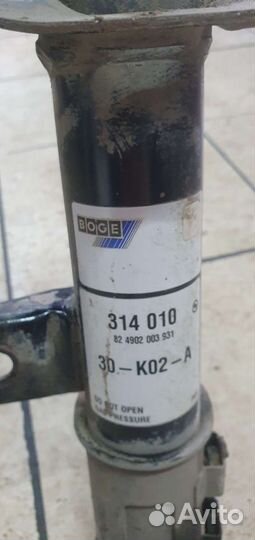 Передний амортизатор подвески Kia ceed ED FL