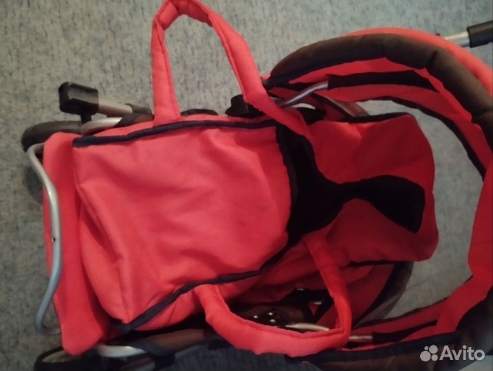 Коляска для кукол