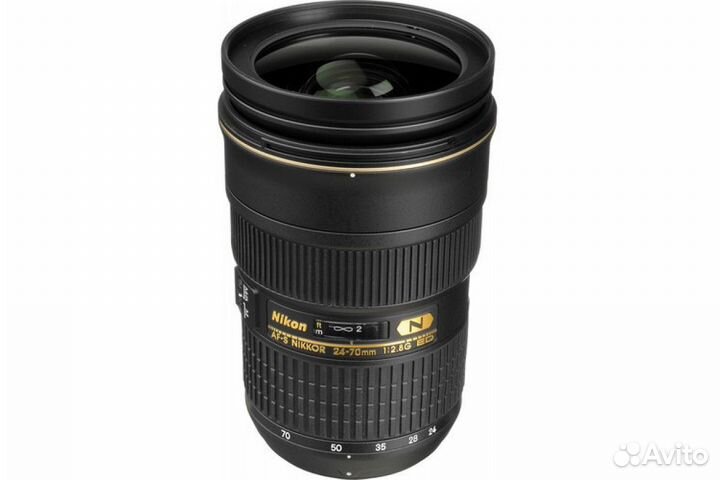 Nikon d700 /AF-S Nikkor 24-70 /speedlight SB-900