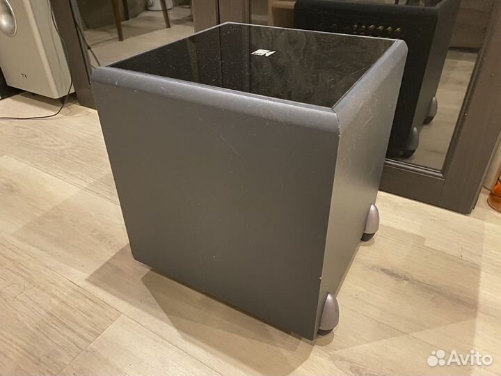 Сабвуфер KEF PSW 2000