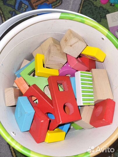 Конструктор деревянный.сортер ведёрко