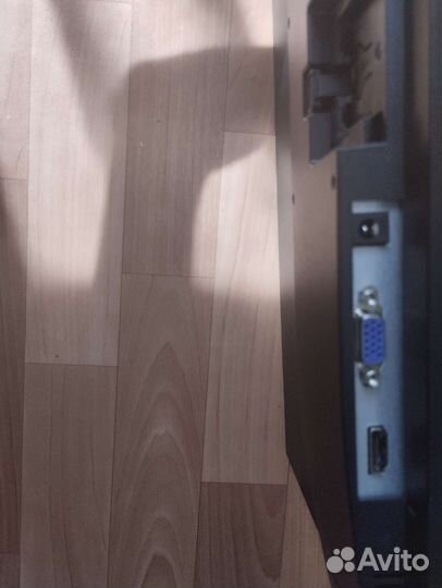 Продам монитор mucai (не откликается на питание)