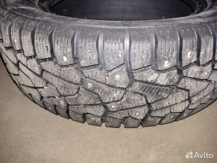 Pirelli Ice Zero 175/75 R14 82