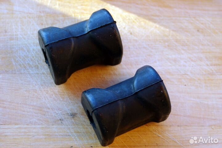 Втулки стабилизатора для BMW E30 1982-1994 новые