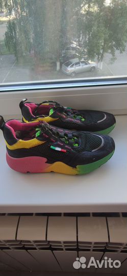 Кроссовки для девочки