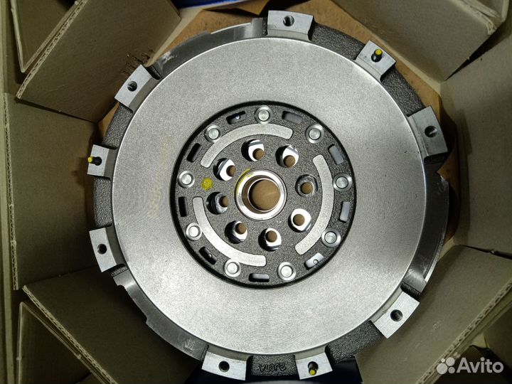 Маховик + сцепление ssangyong actyon sport, rexton