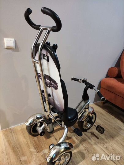 Трехколесный велосипед