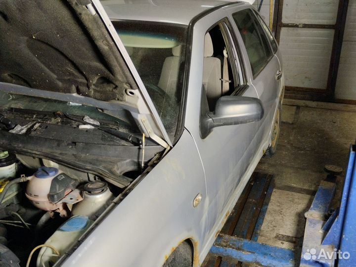 Volkswagen pointer 2005год