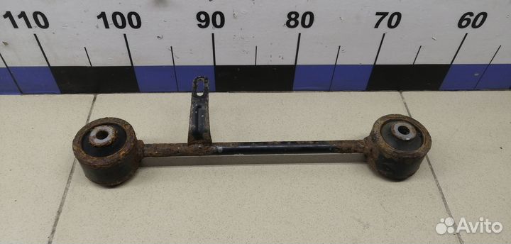 Тяга задняя продольная правая Land Cruiser (150)