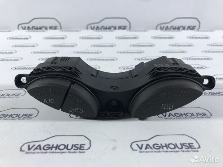 Кнопка обогрева стекла Ford Focus MK 1 2003