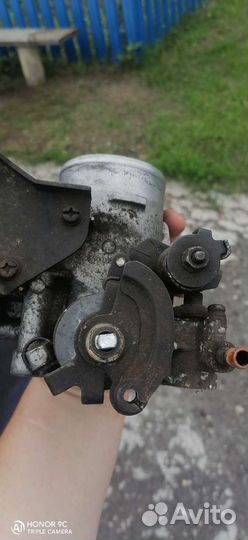 Дроссельная заслонка