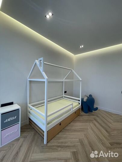 Детская Кровать- Домик из массива бука