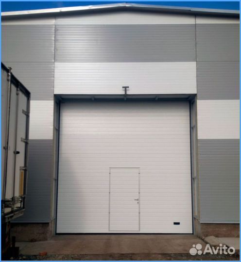 Секционные ворота