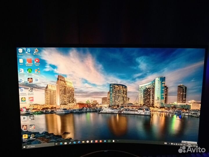 Монитор для компьютера 200герц