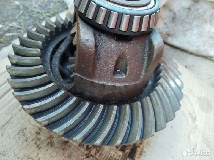 Главная пара заднего редуктора на мерседес