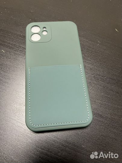 Чехол на iPhone