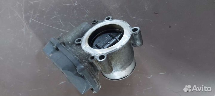 Дроссельная заслонка на Volkswagen Passat B6