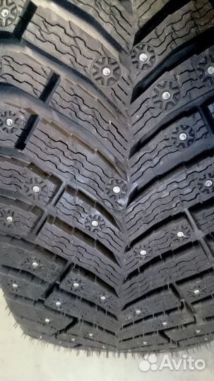 Michelin X-Ice North 4 235/55 R19 105T